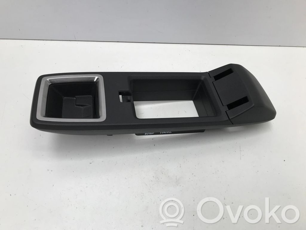 Renault Megane E-Tech Console centrale 