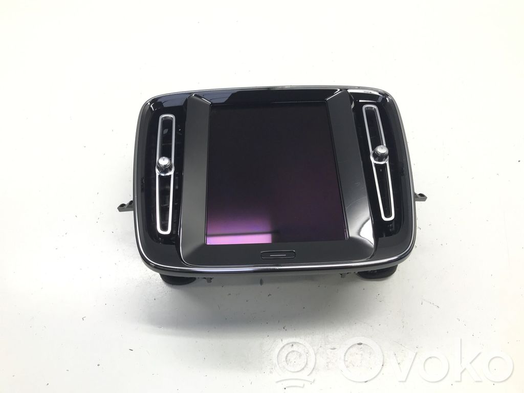 Volvo XC40 Monitor / wyświetlacz / ekran 