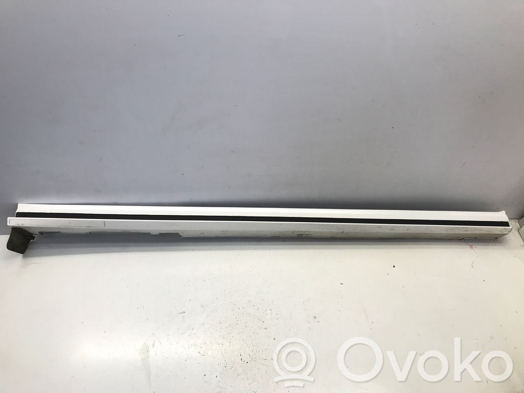 KIA EV6 Sill 