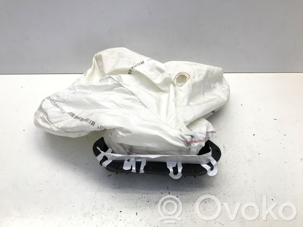 Jaguar E-Pace Passenger airbag 
