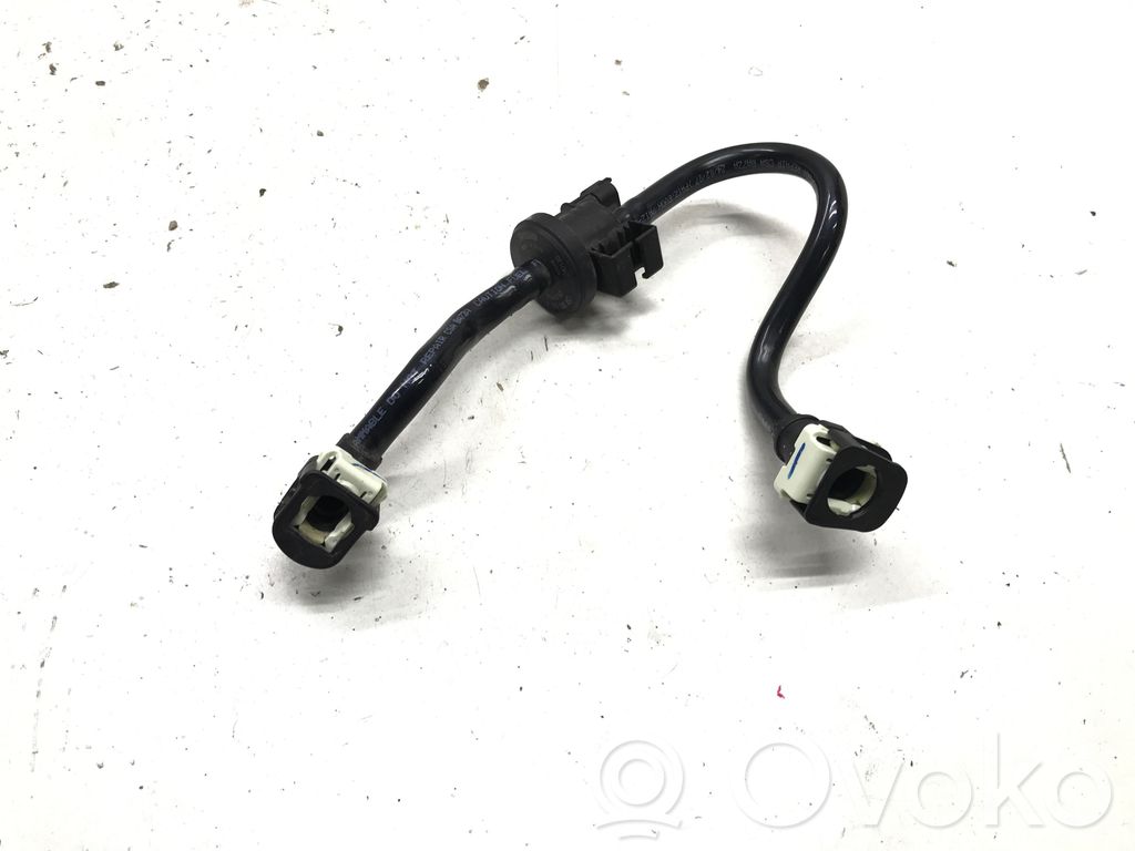 Volvo XC40 Tubo de alimentación del combustible 