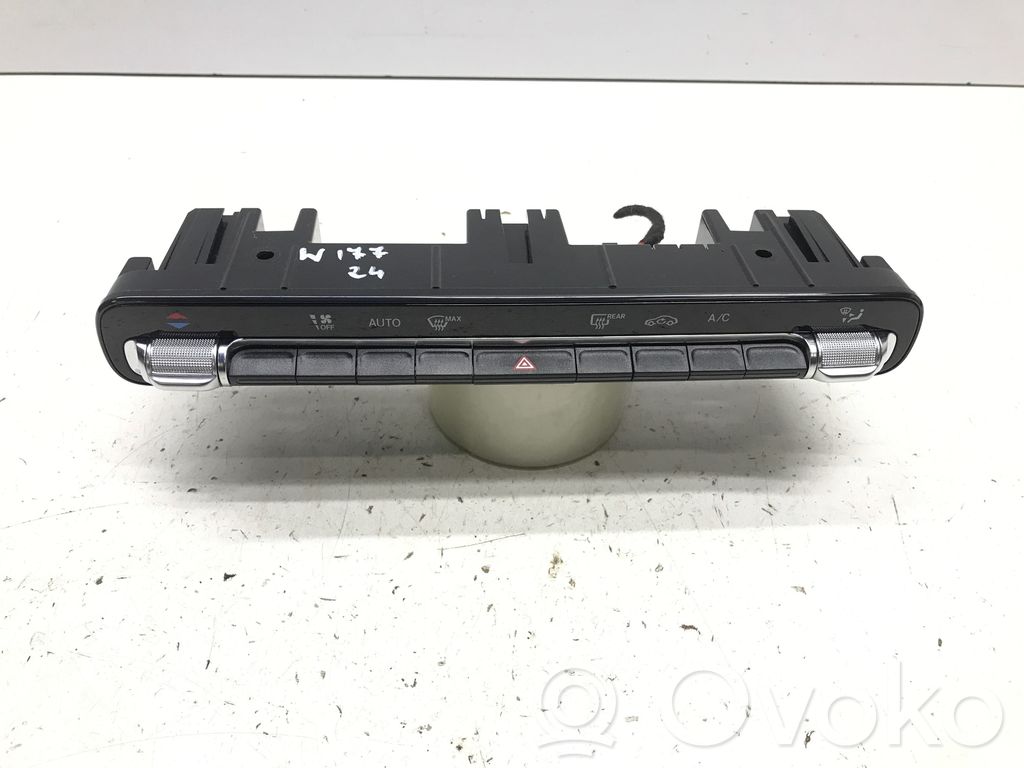 Panel klimatyzacji   A2479056503
