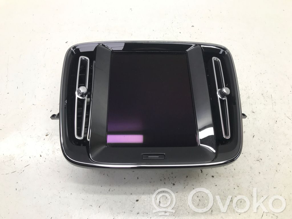 Volvo XC40 Monitor / wyświetlacz / ekran 