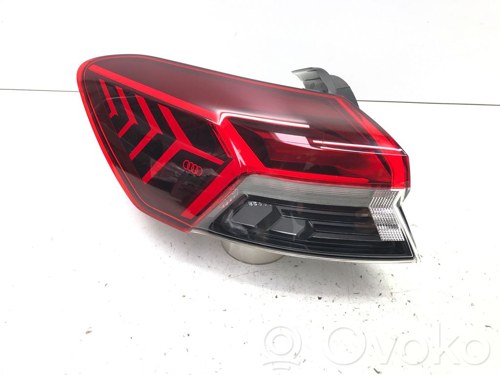 Audi Q4 e-tron Luz trasera/de freno 