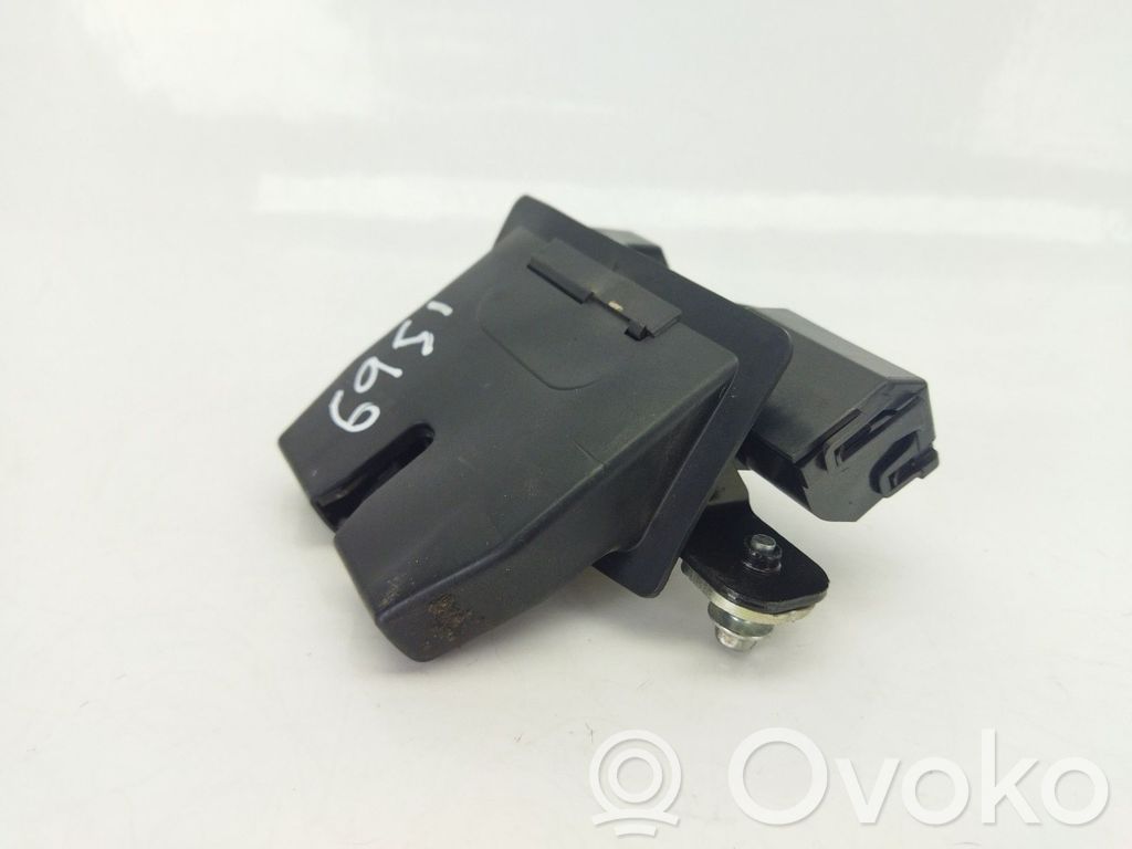Tailgate lock latch