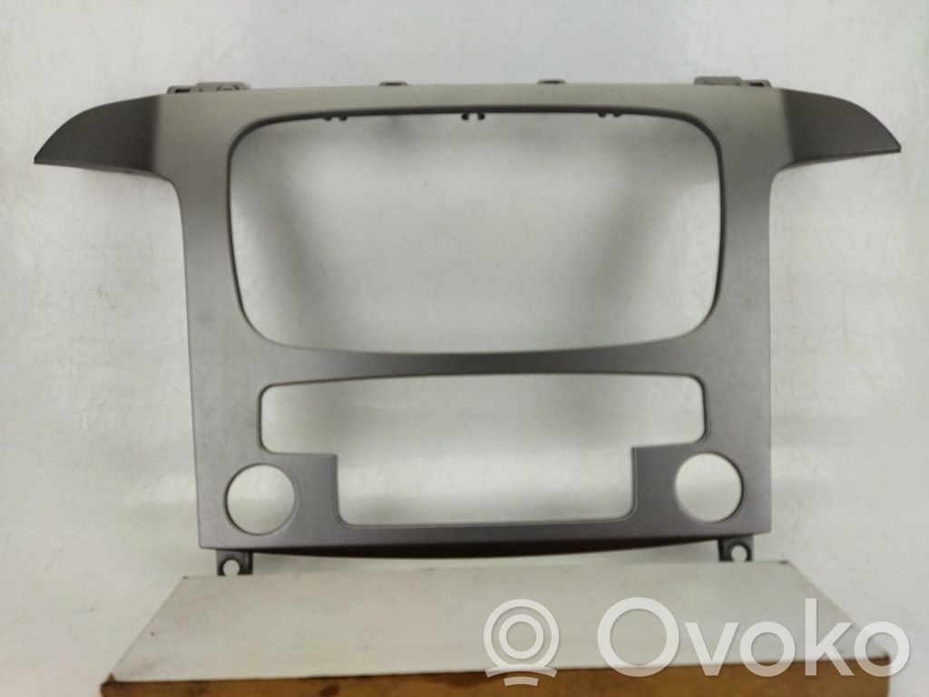 Ford S-MAX Garniture inférieure 