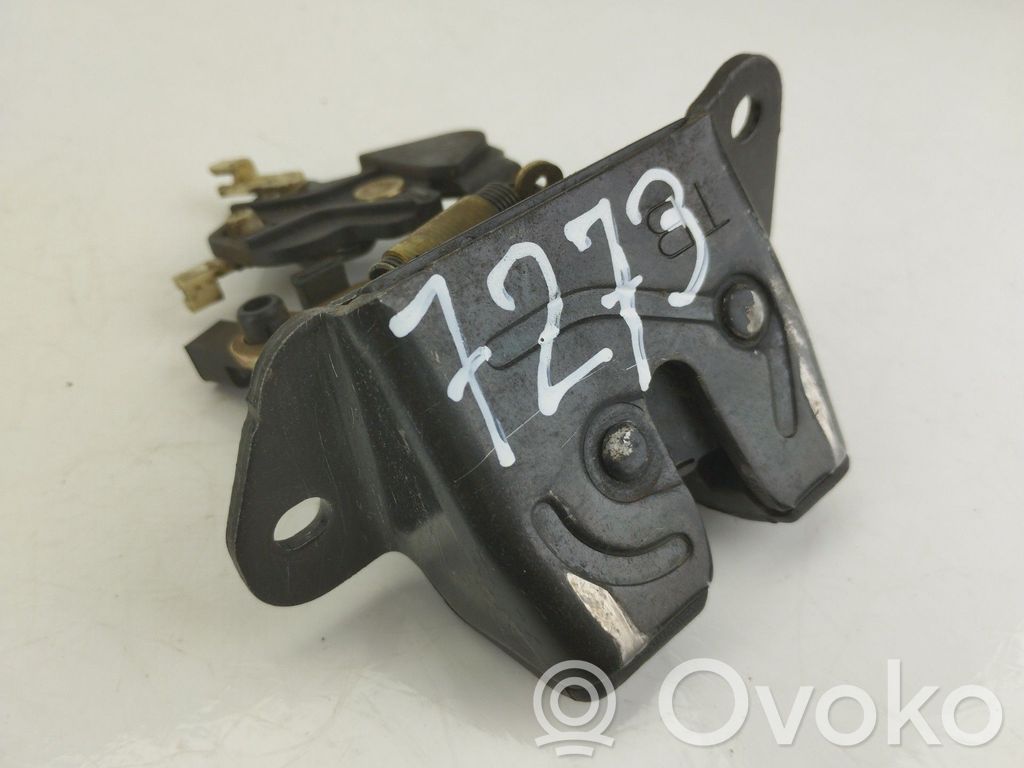 Tailgate lock latch
