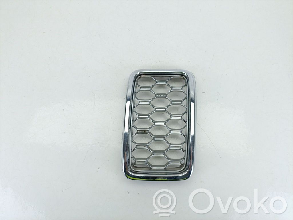 Jeep Grand Cherokee Atrapa chłodnicy / Grill 
