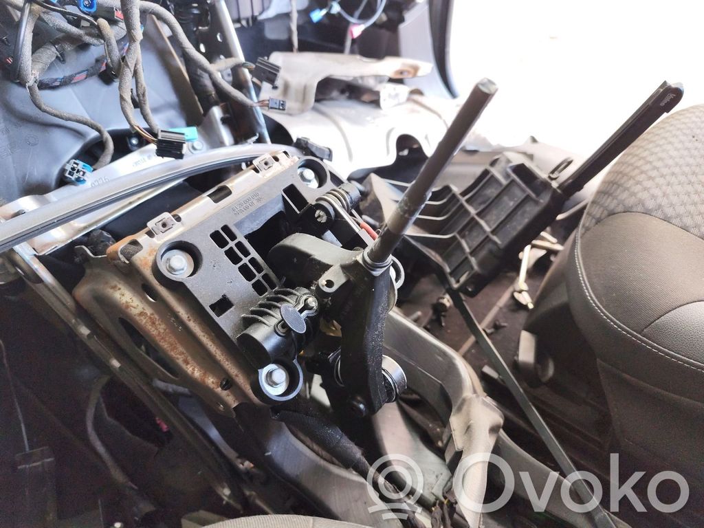 Opel Zafira C Drążek zmiany biegów 