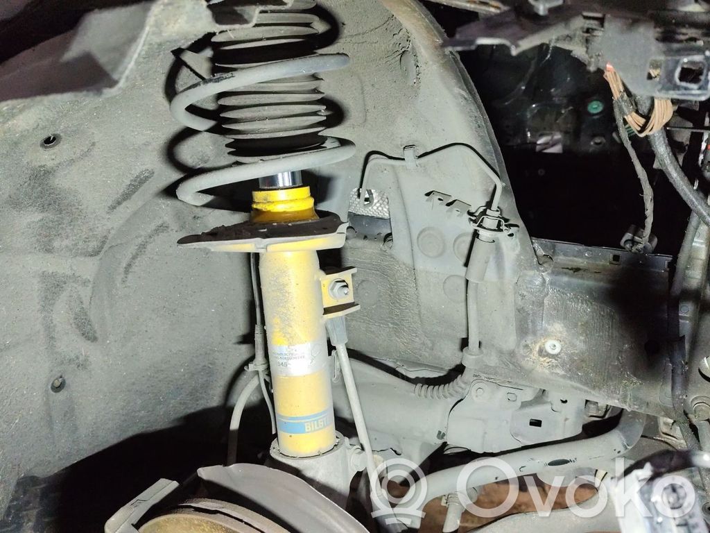 BMW 3 F30 F35 F31 Amortyzator osi przedniej ze sprężyną 