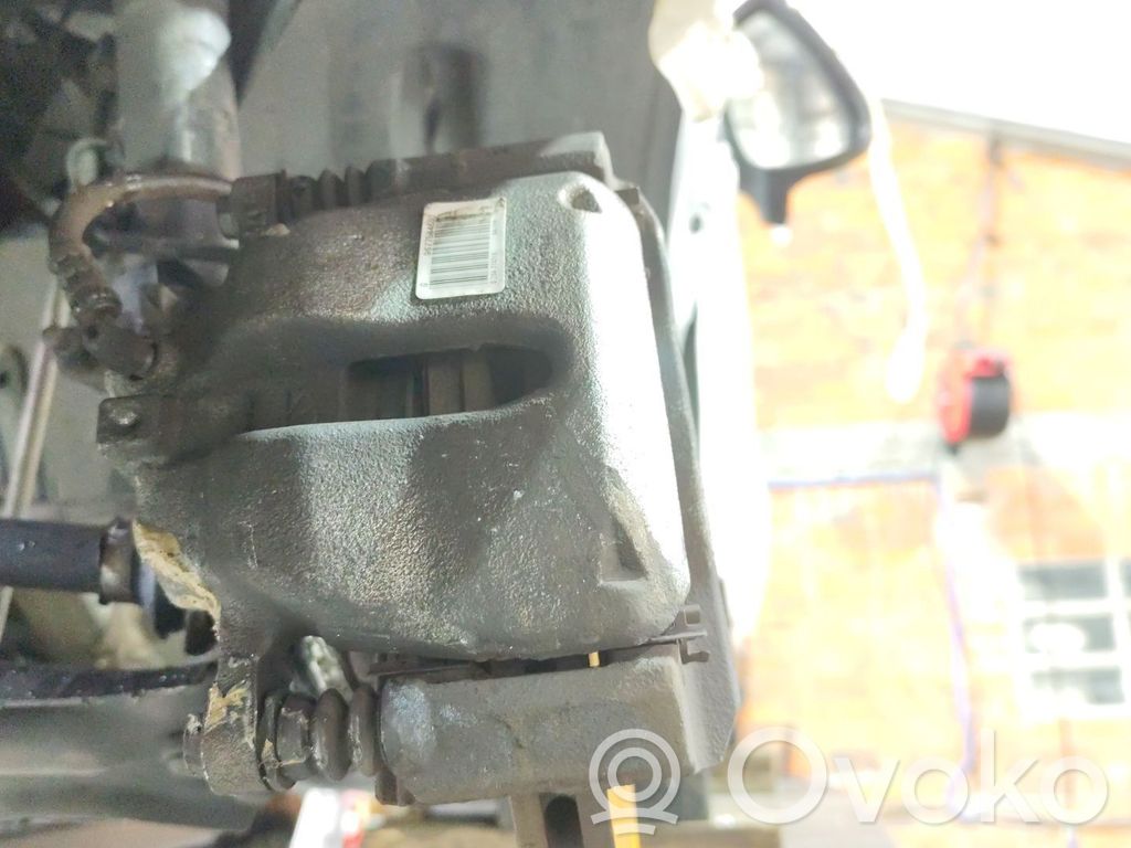 Citroen C3 Zacisk hamulcowy przedni 