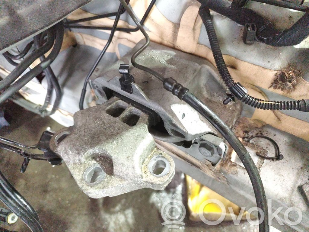 Volkswagen Crafter Gearbox mount 