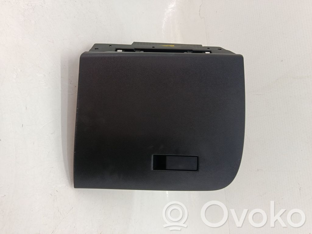 Guantera   39176109