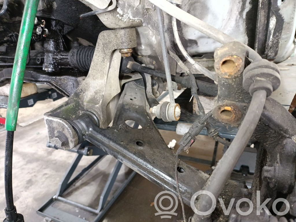 Brazo de suspensión delantero   1618067580