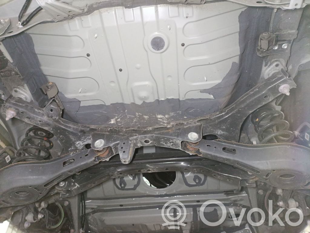 Toyota Corolla E160 E170 Eje trasero con reductor 