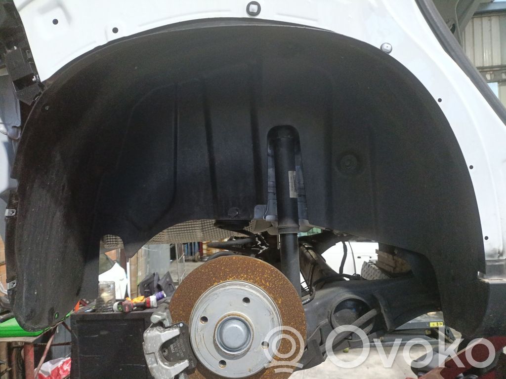 Citroen C3 Nadkole tylne 