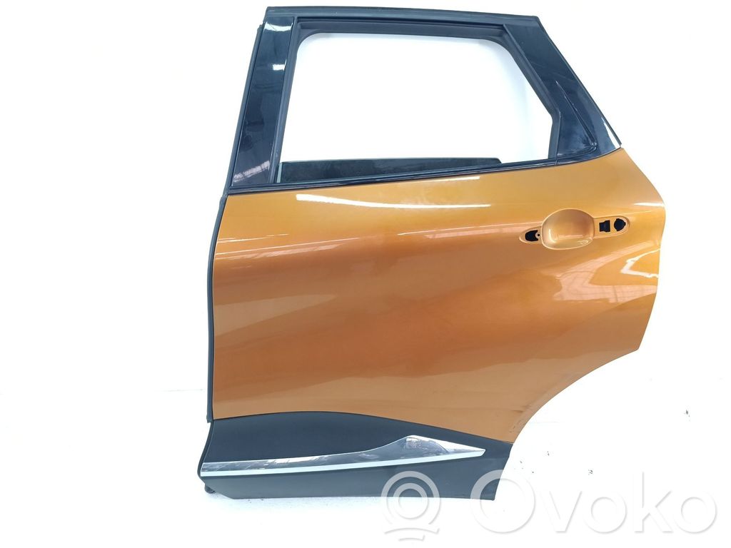 Galinės durys   821012117R