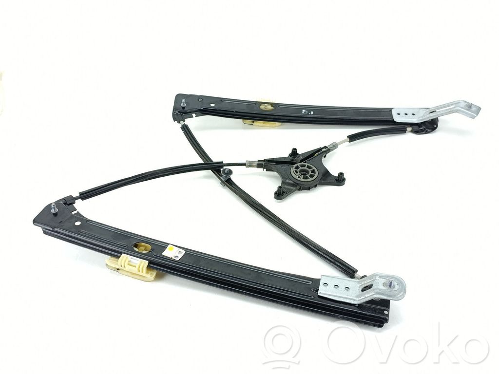 Regulador manual de la ventanilla delantera   575837461A