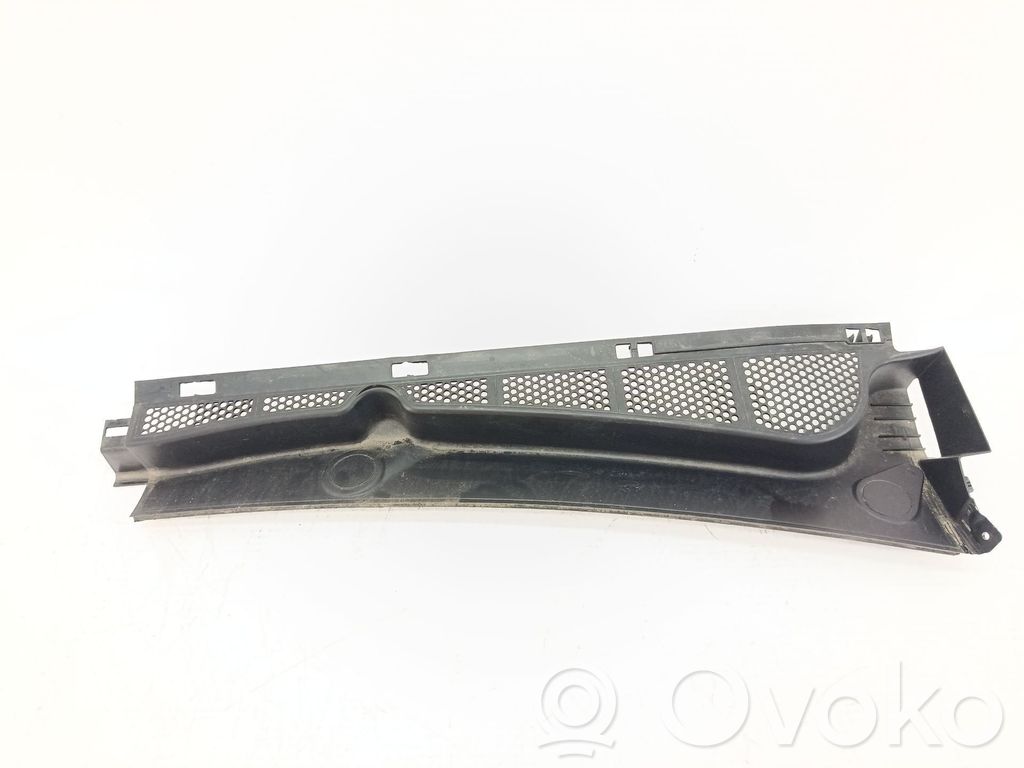 Peugeot Rifter Windshield trim 