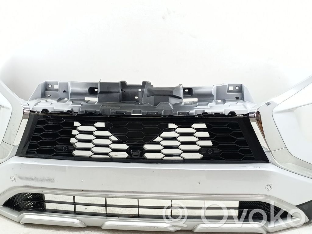 Front bumper   62022W730P