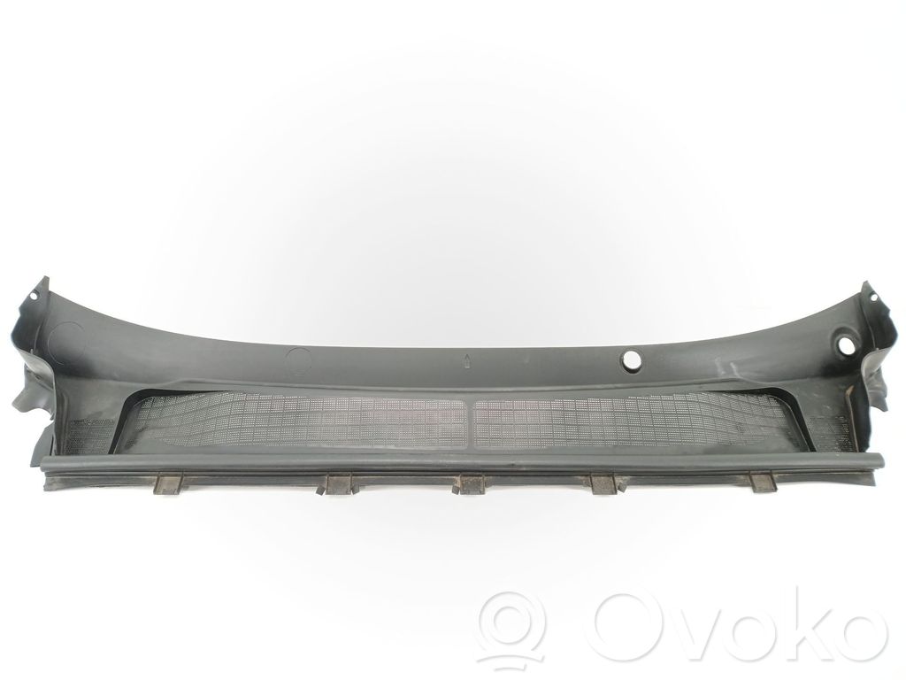 Ford Puma Windshield trim 