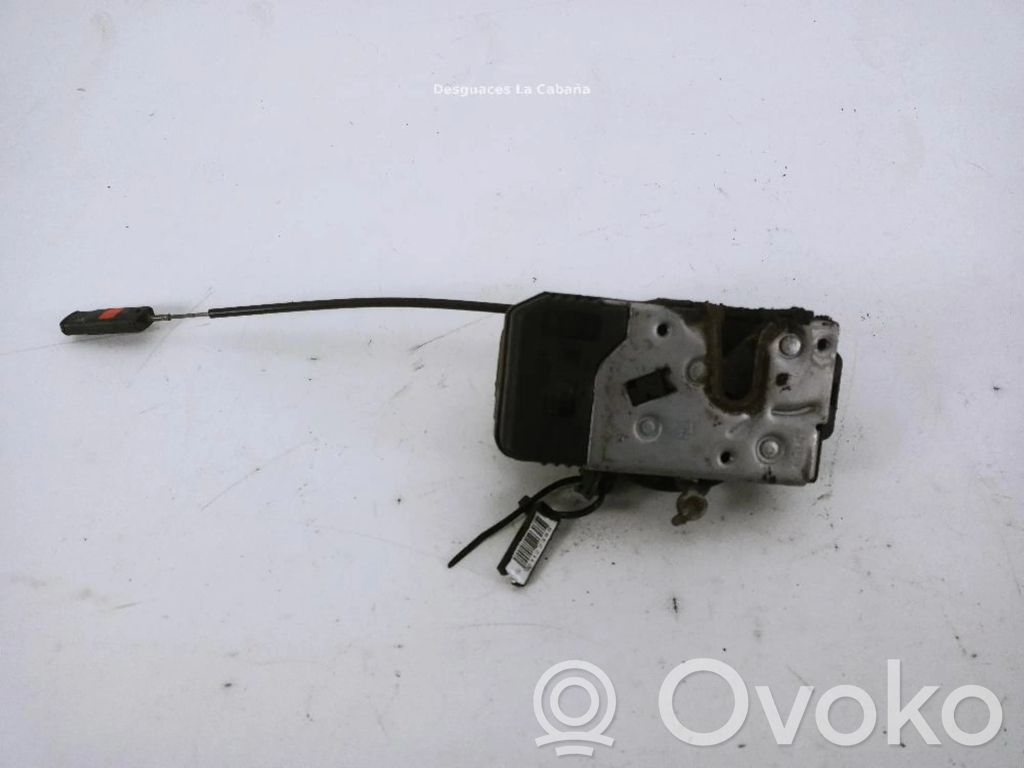 Opel Corsa C Front door lock 