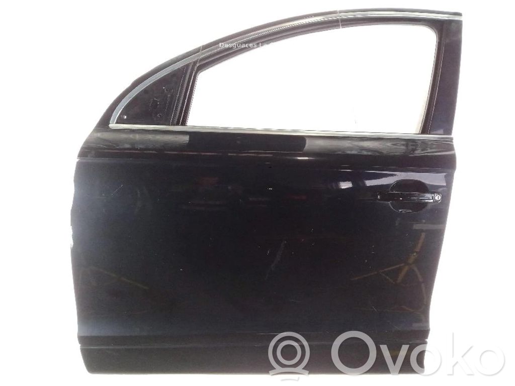 Puerta delantera   4L0831051A