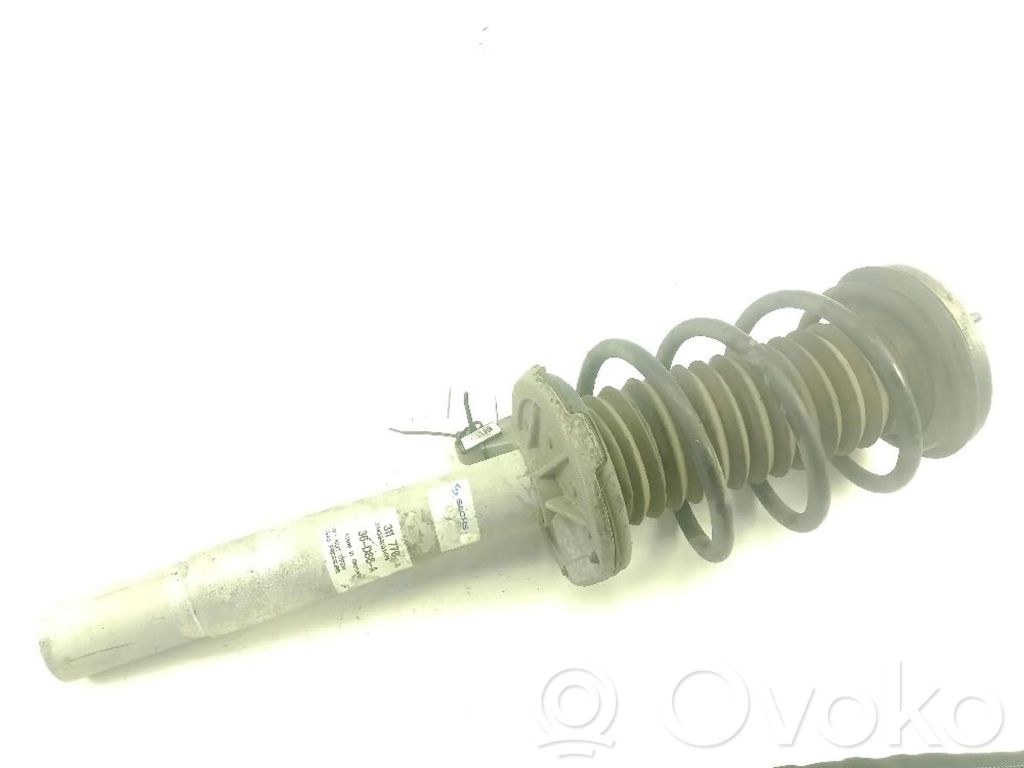 Etuiskunvaimennin   824904003400