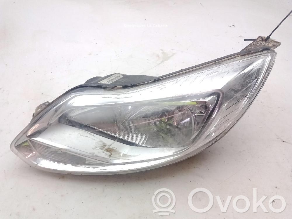 Ford Focus Headlight/headlamp 