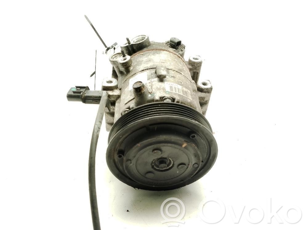 Hyundai i30 Air conditioning (A/C) compressor (pump) 