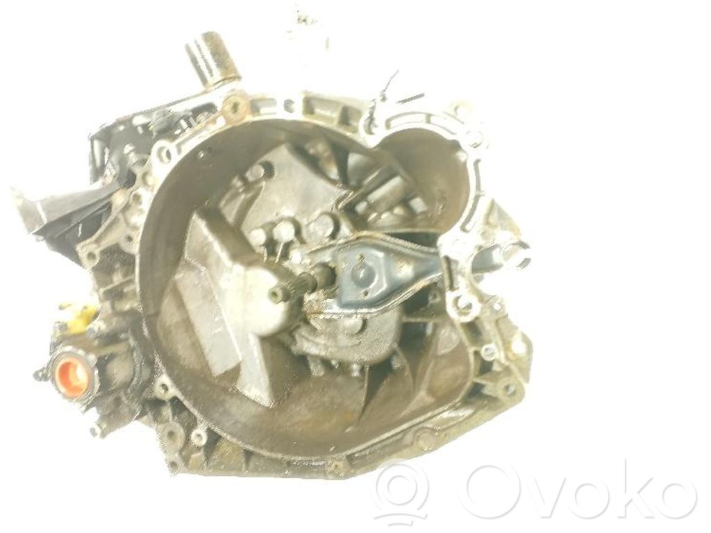 5 Gang Schaltgetriebe   20DL33