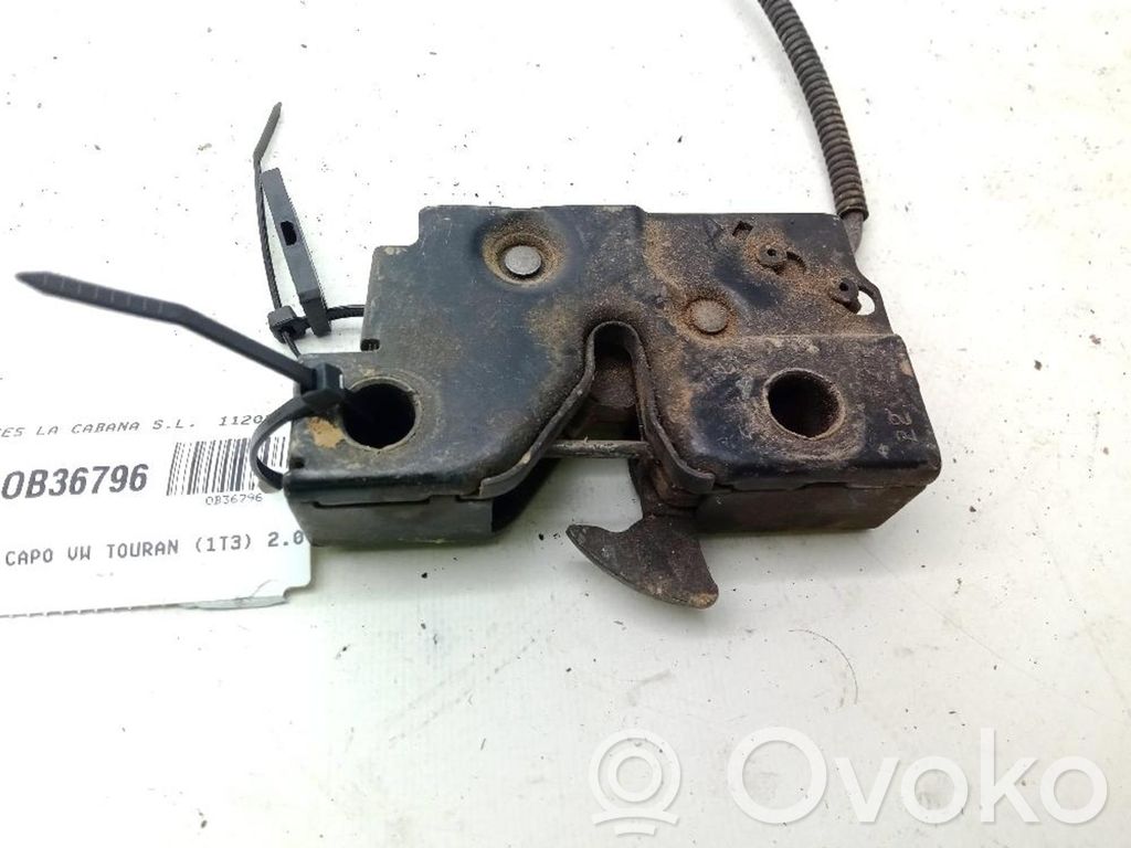 Volkswagen Touran II Tie down hook / loop 