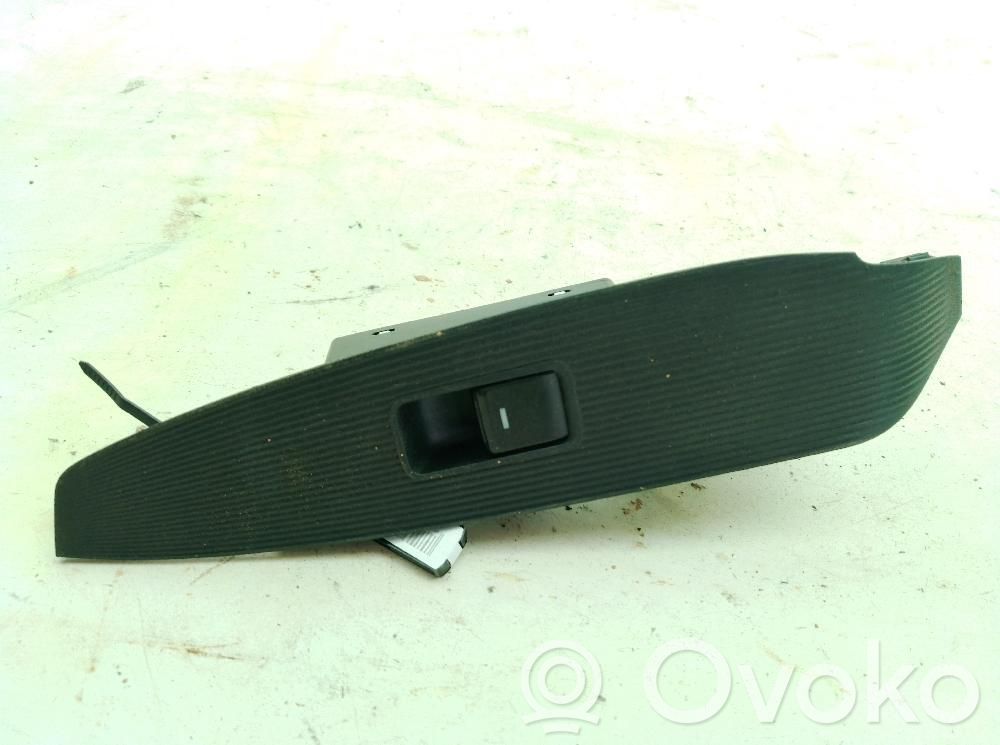 Mazda CX-5 Electric window control switch 