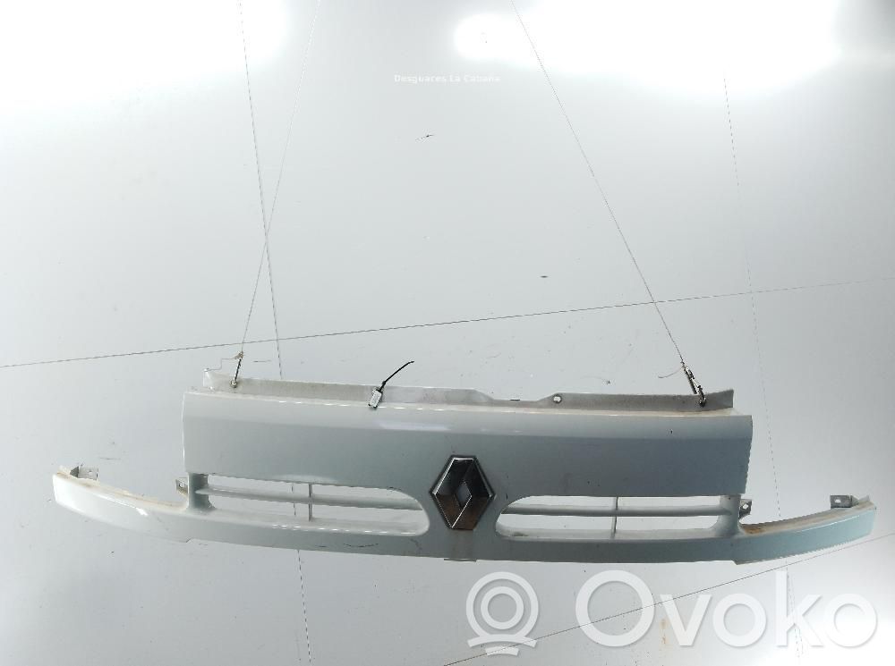 Renault Master II Front grill 