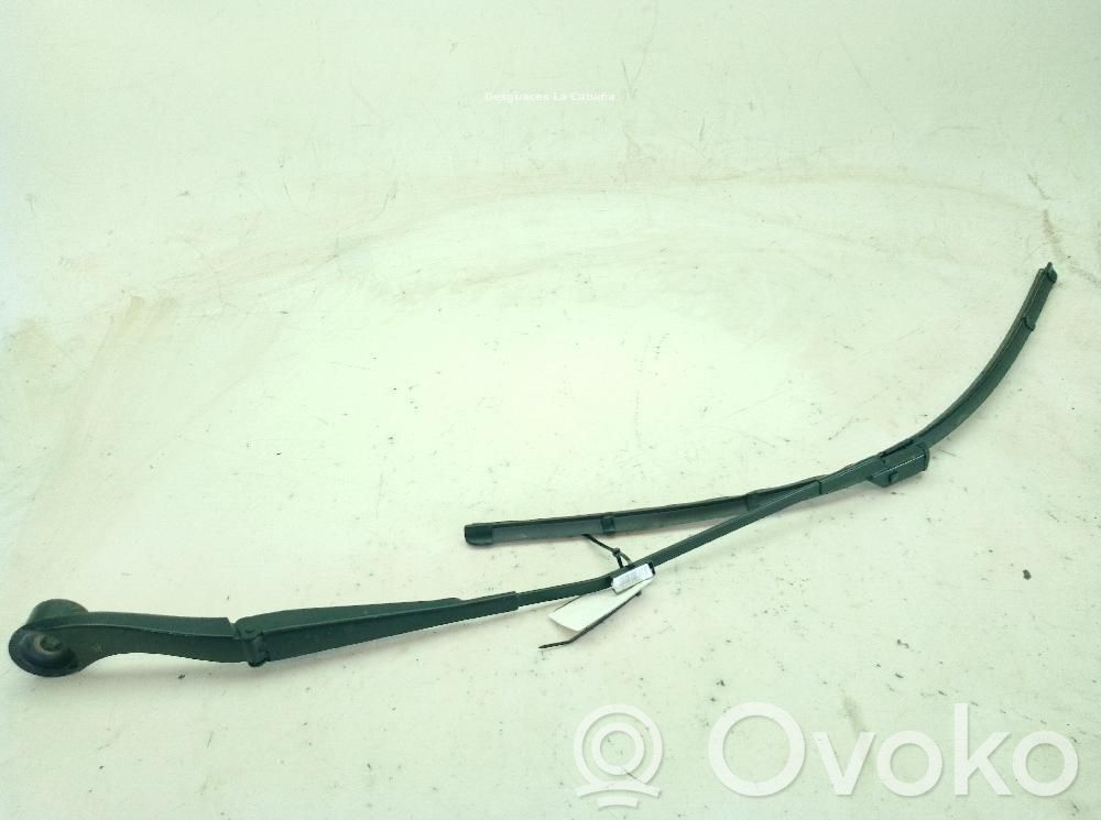 Ford Transit Custom Front wiper blade arm 