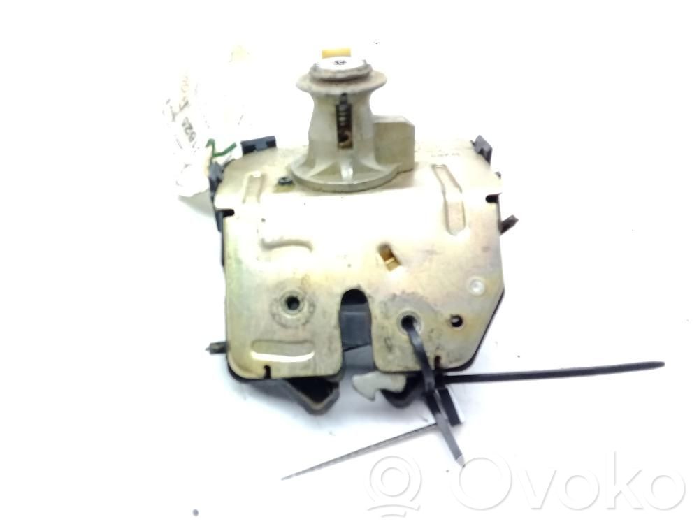 Tailgate lock latch   YS4A43102A
