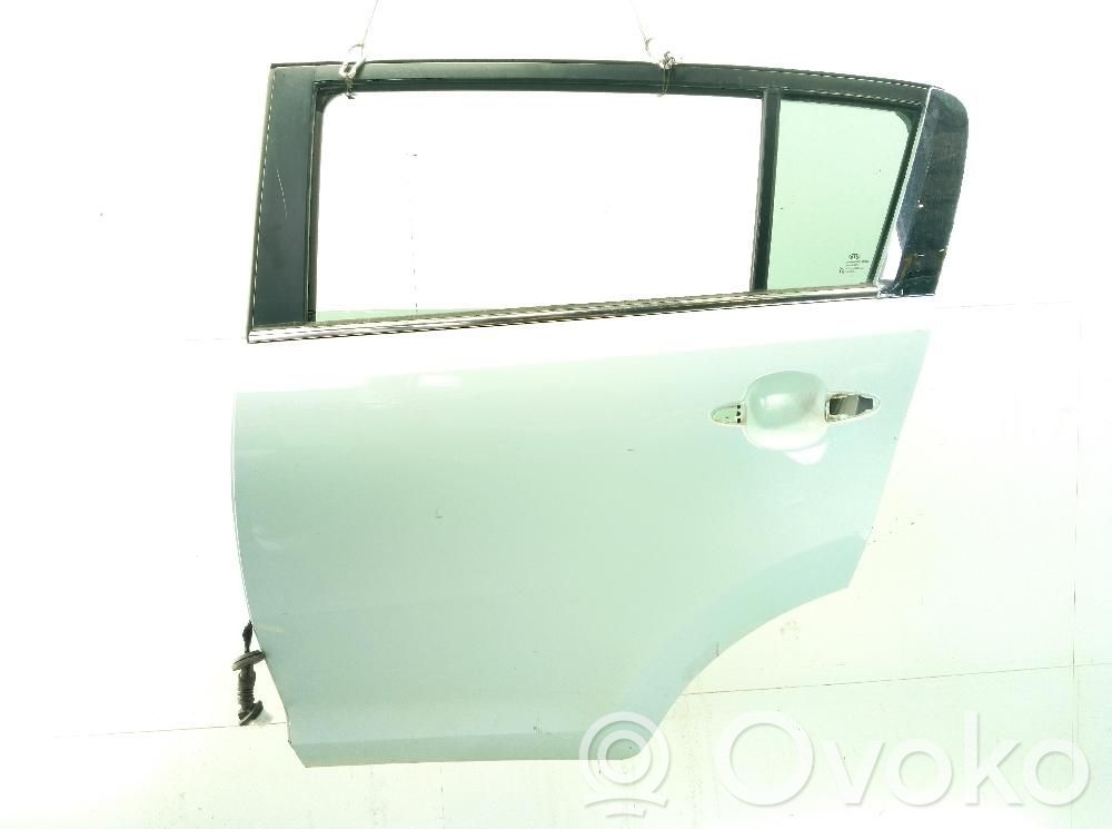 Puerta trasera   770033W000