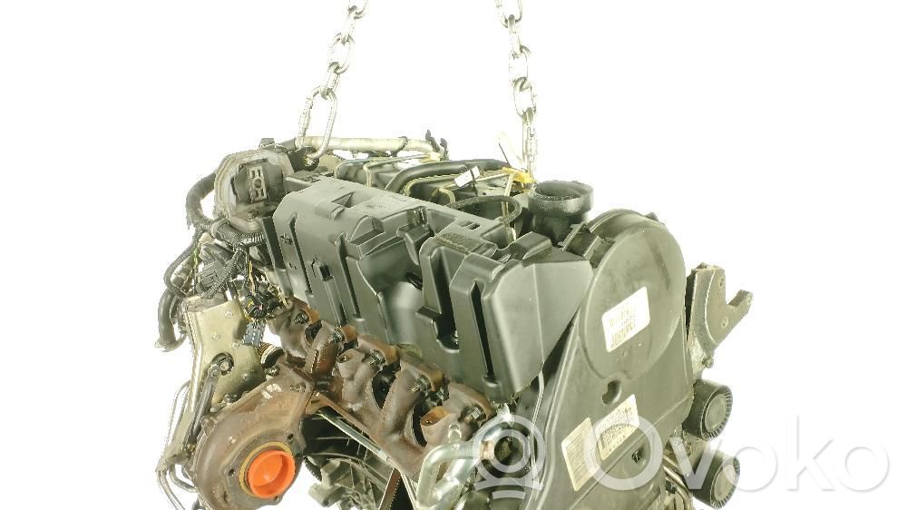 Engine   D5244T4,6901456