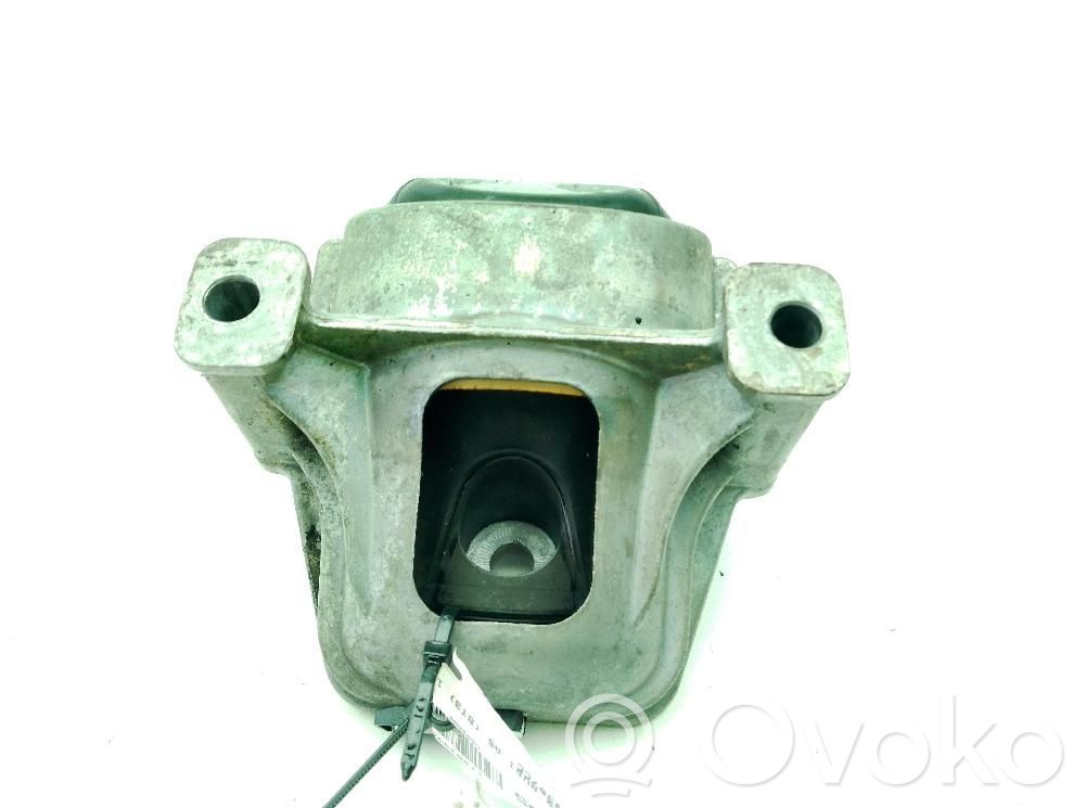Engine mount bracket   8K0199307CC