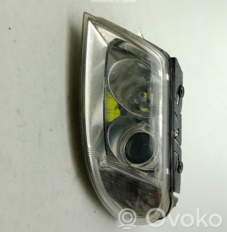 Volkswagen PASSAT B5.5 Faro/fanale