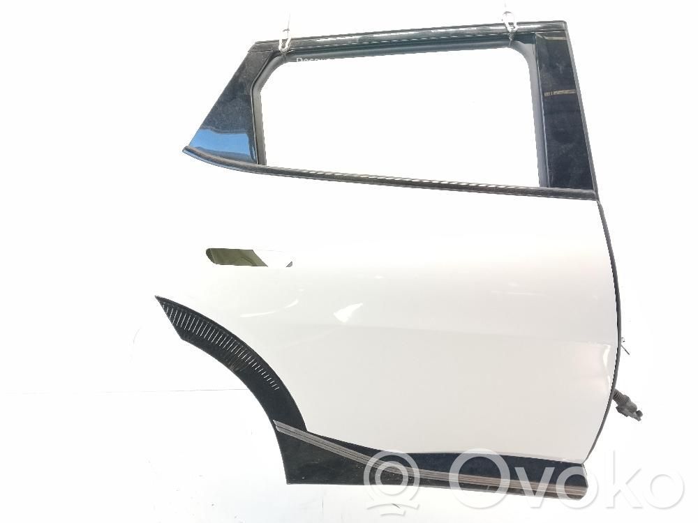 Puerta trasera   77004CV000