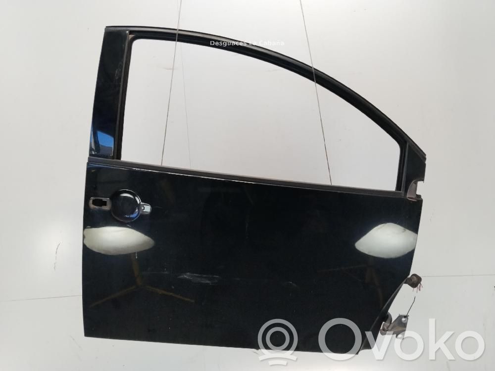 Volkswagen New Beetle Puerta delantera 