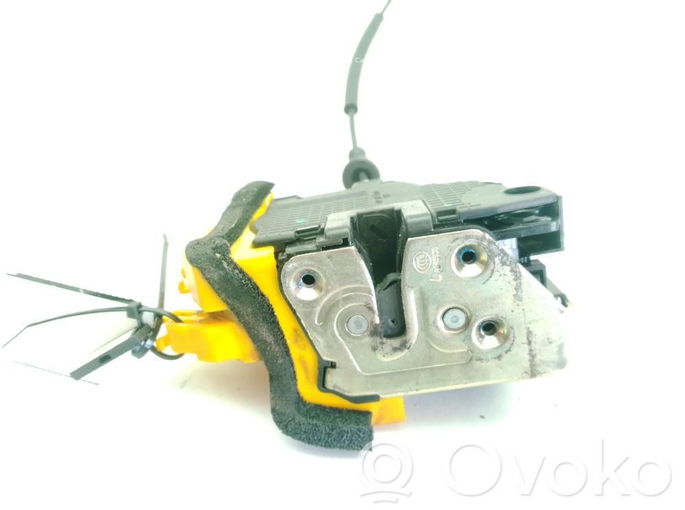 Priekšpusē slēdzene   81310A2000