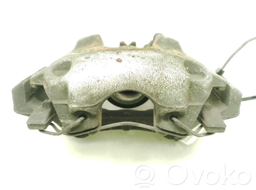 Caliper de freno delantero
