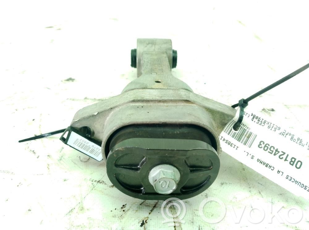 Soporte de montaje del motor   6C11K019004