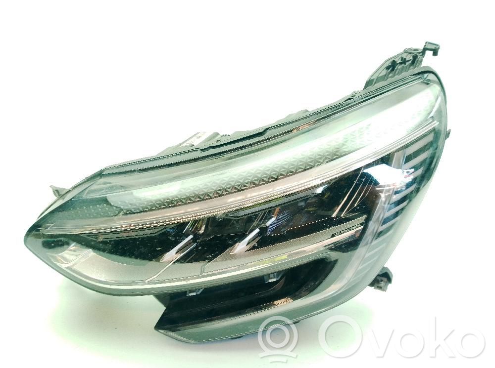Renault Megane IV Phare frontale