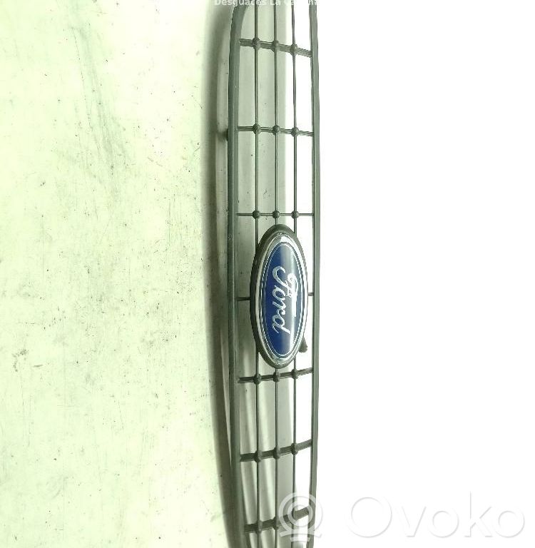Ford Focus Etusäleikkö 
