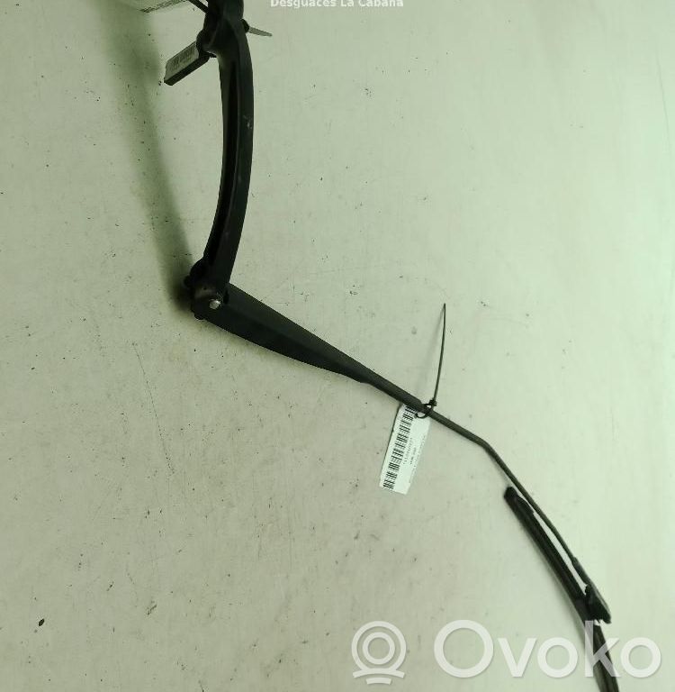 Renault Captur Wischerarm vorne 