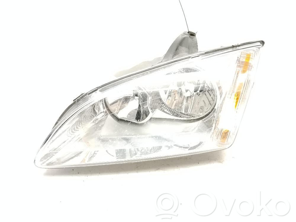 Ford Focus Faro/fanale 