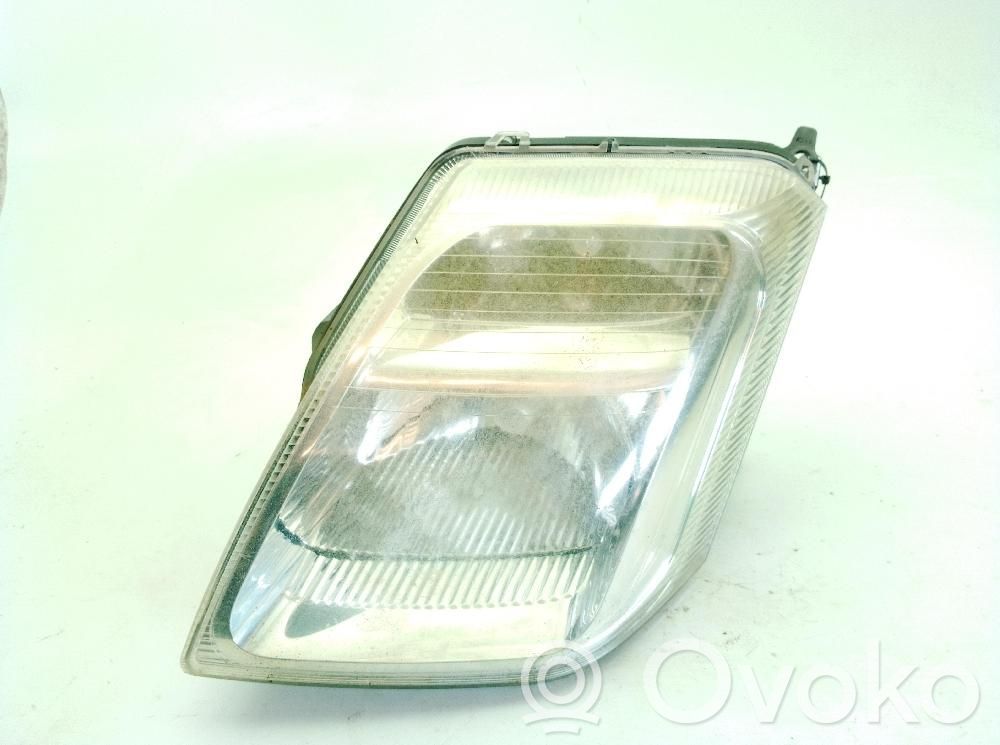 Citroen C2 Lampa przednia 